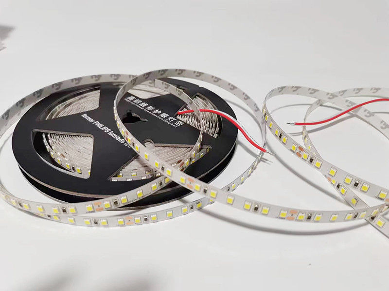 Eco-vriendelijke LED-strooklichten in koel wit CCT 6000K 6500K gereed voorraadgewicht 0,18 kg