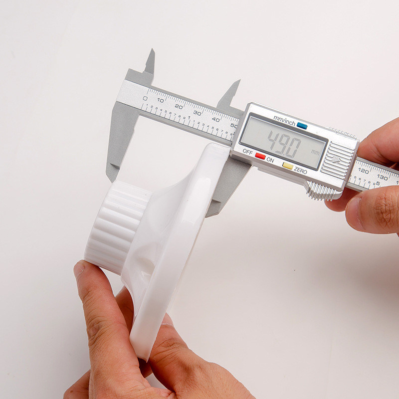 Witte platte lampbasis plafond type E27 schroeflamphouder met 220V nominale spanning